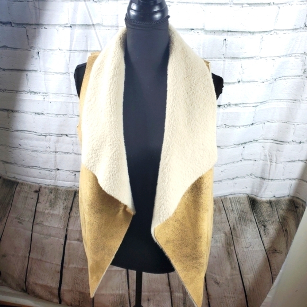 Ecote' brown leather sherpa vest Size Small